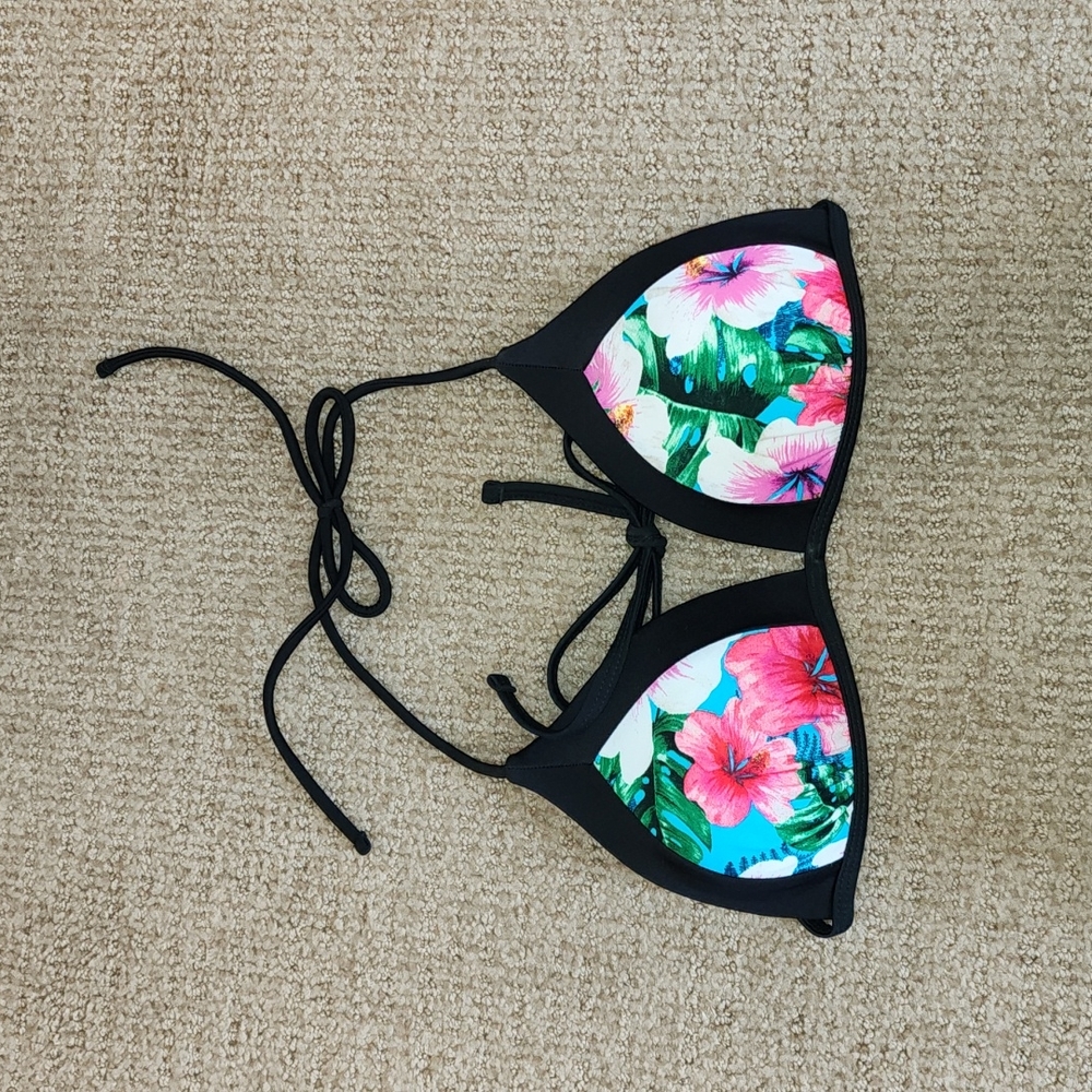 No Boundaries Swim Top